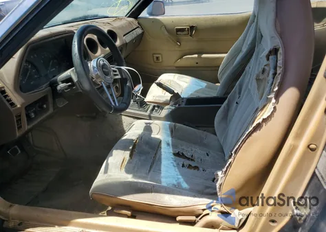 1981 Datsun 280Zx z USA, uszkodzony, nr VIN JN1HZ04S8BX265704